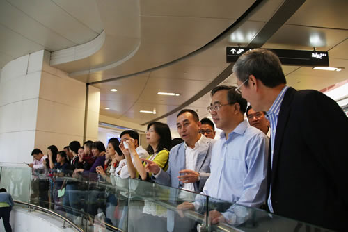 W020190418420597862185